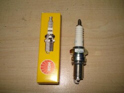 BUJİ D 8 EA NGK THAILAND - 
